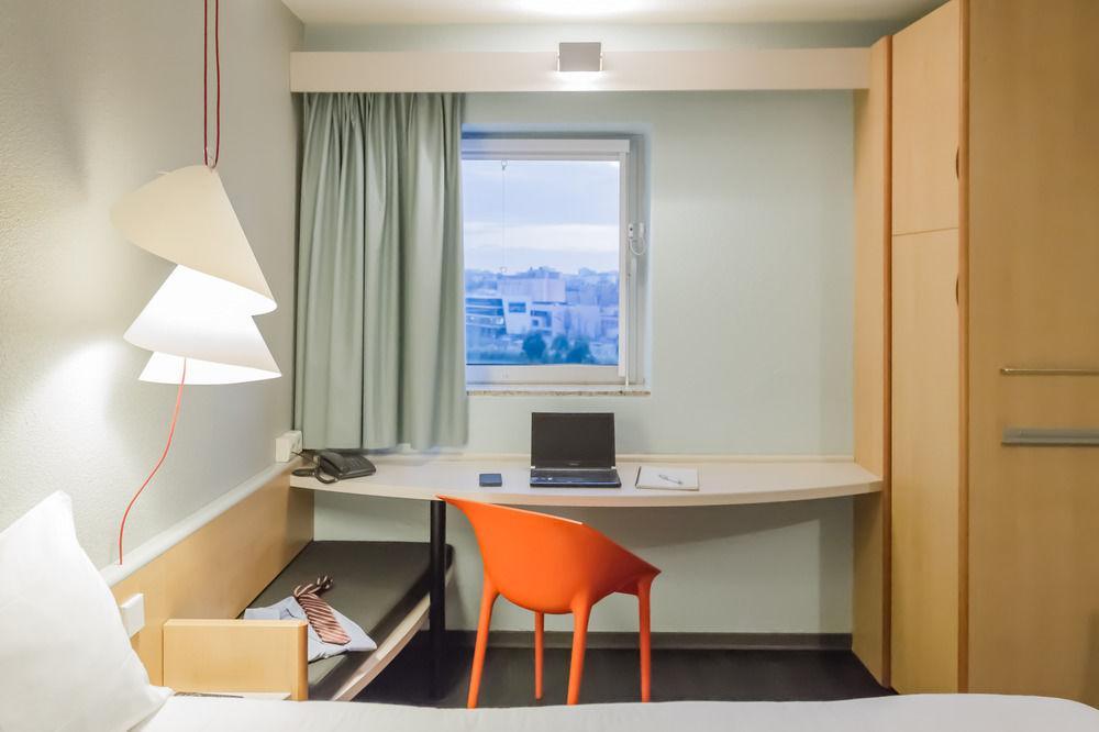 Hotel Ibis Porto Sao Joao Kültér fotó