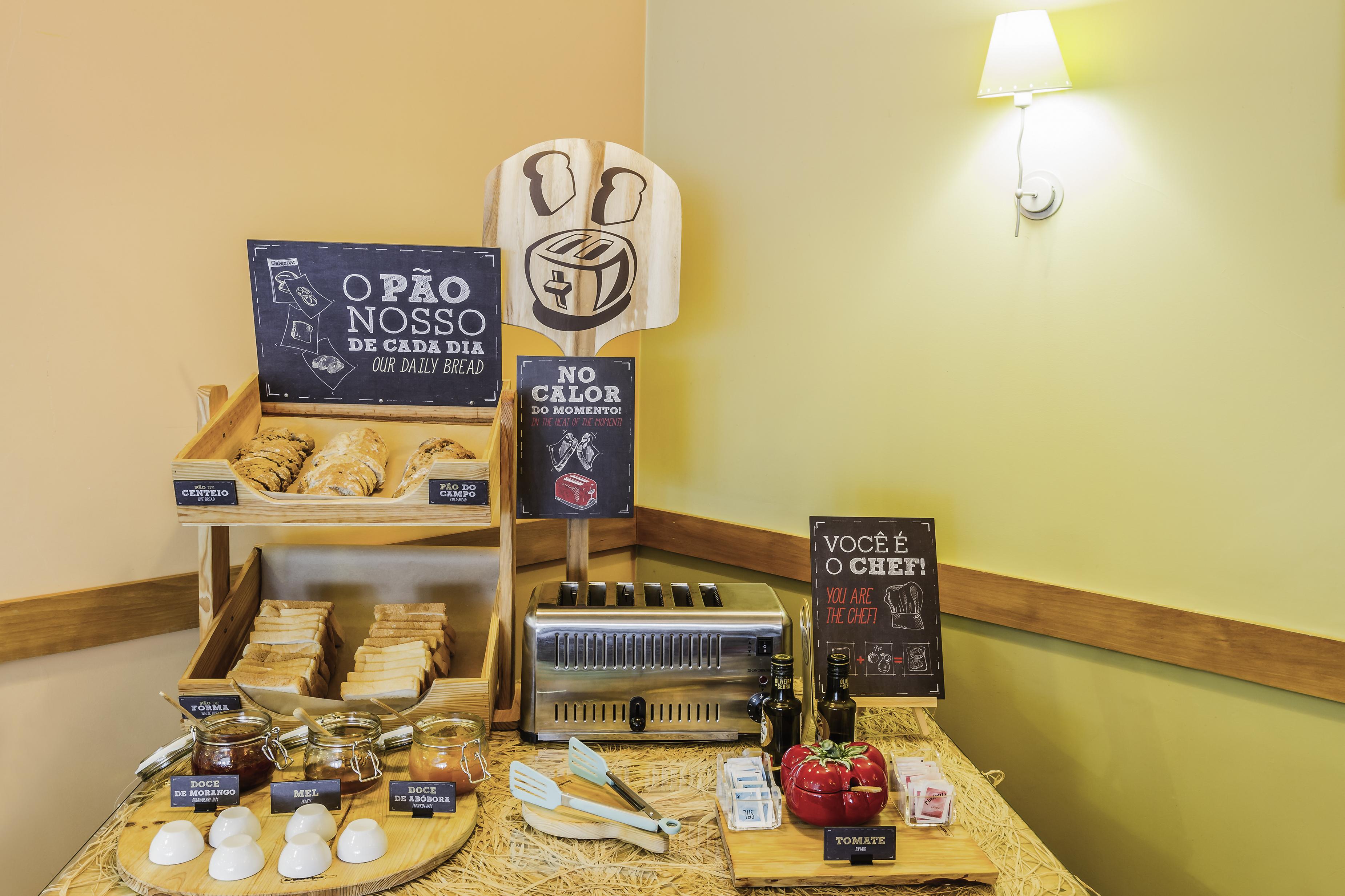 Hotel Ibis Porto Sao Joao Kültér fotó