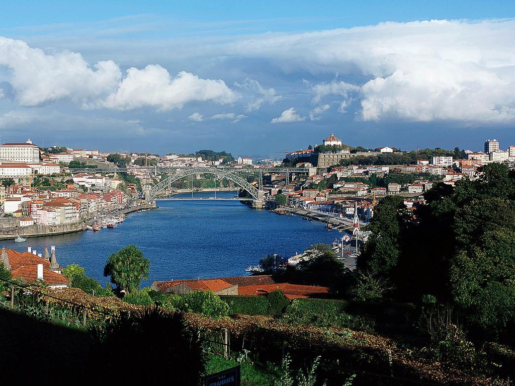 Hotel Ibis Porto Sao Joao Kültér fotó